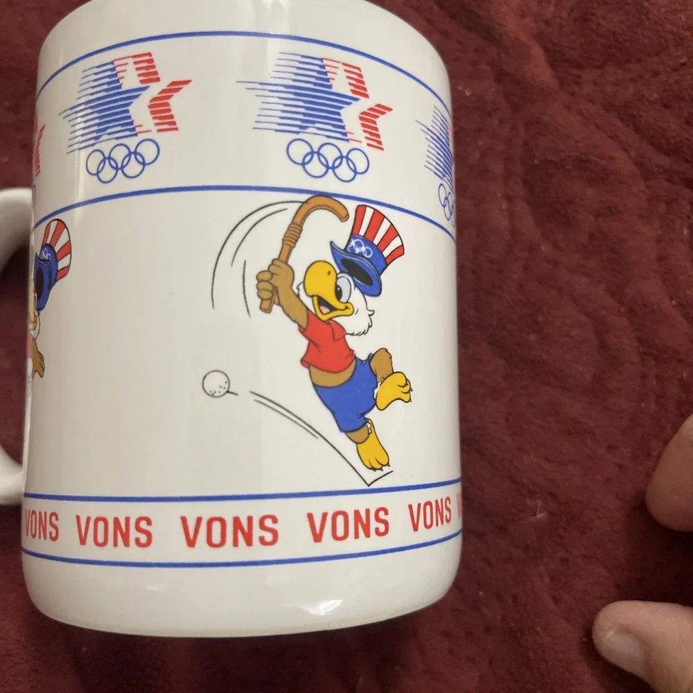 Vintage Coffee Mug Vons Stars in Motion, Sam the Olympic Eagle 1980-82 Papel T&F